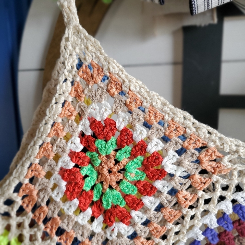 Crochet Colorblock Cami Tops - Picture 8 of 8